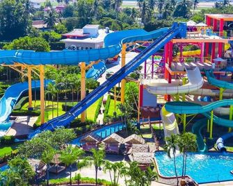 Splash Beach Resort Phuket - Phuket City