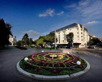 Plaza V Executive Hotel - Târgu Mureş - Clădire