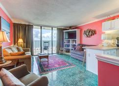 0511 Coral Sunrise condo - Carolina Beach - Living room