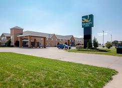 Quality Inn Huron - Huron - Gebouw