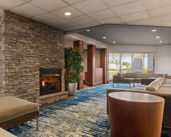 Wingate by Wyndham Fletcher at Asheville Airport - Fletcher - Lounge