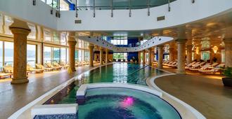 Splendid Conference & Spa Resort - Budva - Bể bơi