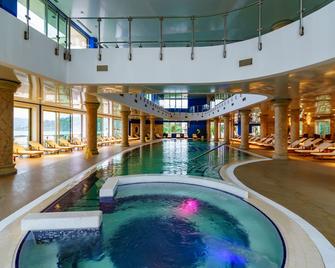 Hotel Splendid Conference and Spa Resort - Budva - Uima-allas
