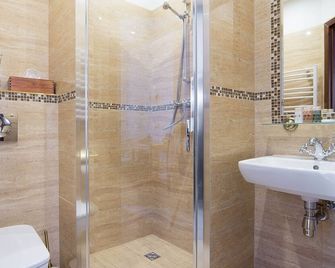 Ventus Rosa Self Service Apartments - Krakow - Bathroom