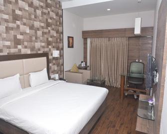 Hotel El Magnifico - Dahej - Bedroom