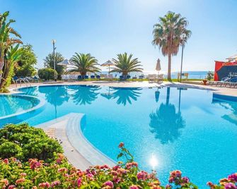 Hotel Ipomea Club - Ricadi - Uima-allas