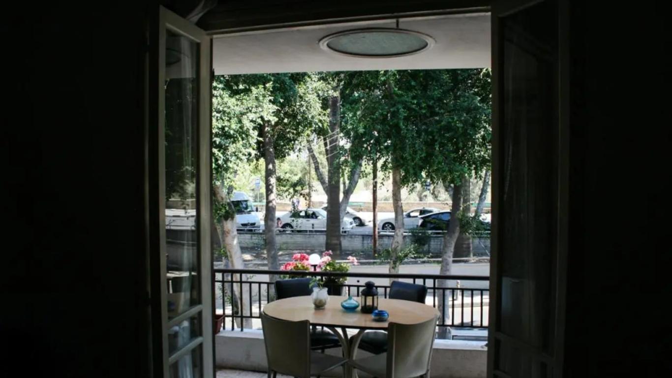 Xanthis Hostel Nicosia City Centre