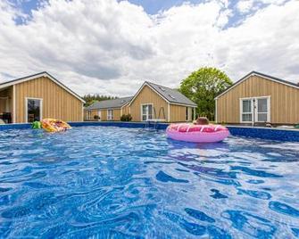 Atostogu Medis - Šventoji - Piscina