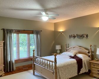 Grand Bend, Ontario, Canada - Bluewater - Bedroom