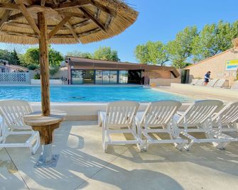 Camping Abri de Camargue - Le Grau-du-Roi - Piscine