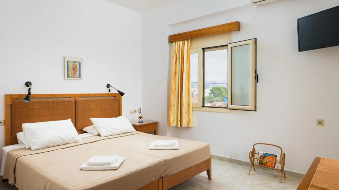 Fotis Studios Apartments