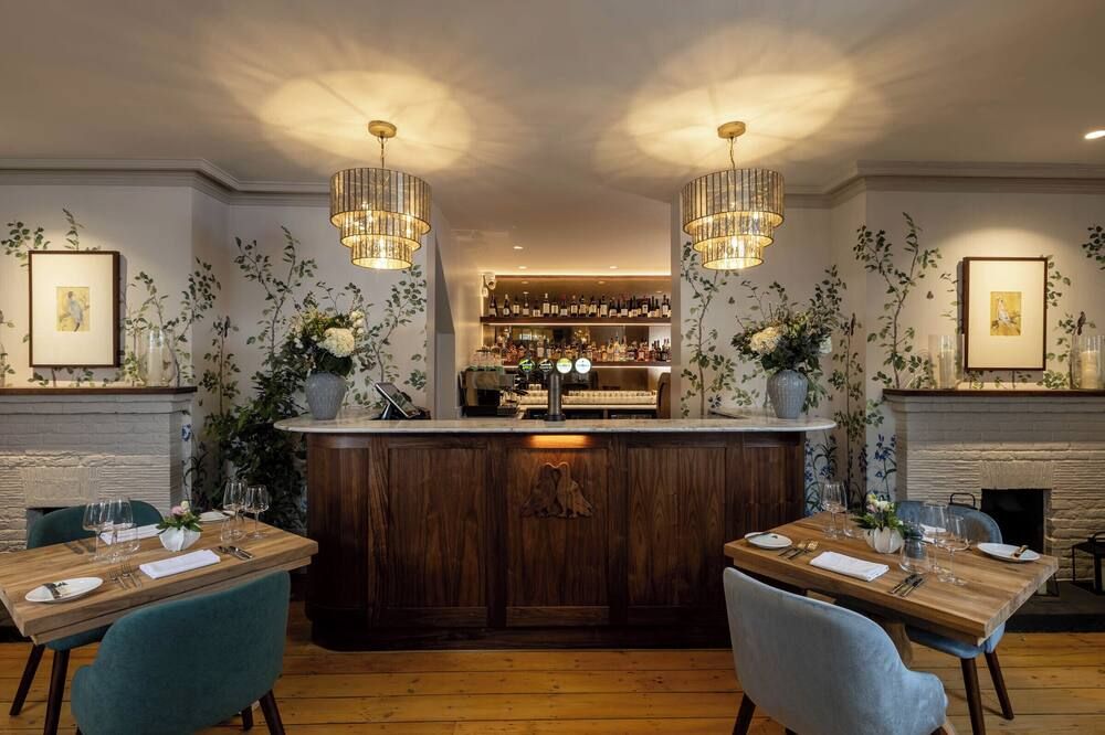 The Blue Pigeons Hotel And Restaurant - Sandwich - Ресторан