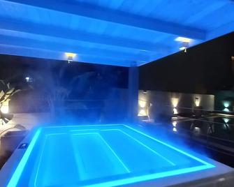 Hotel Masseria Villa Marchesi - Tarente - Zwembad