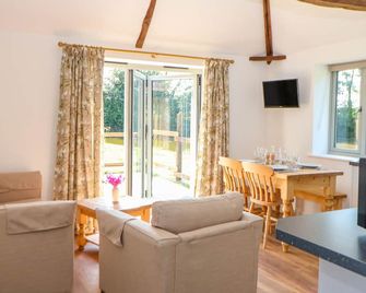 Sparrow Barn - Norwich - Living room