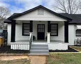 Entire Unit C-Adorable & Cozy-1br - Forsyth - Gebouw