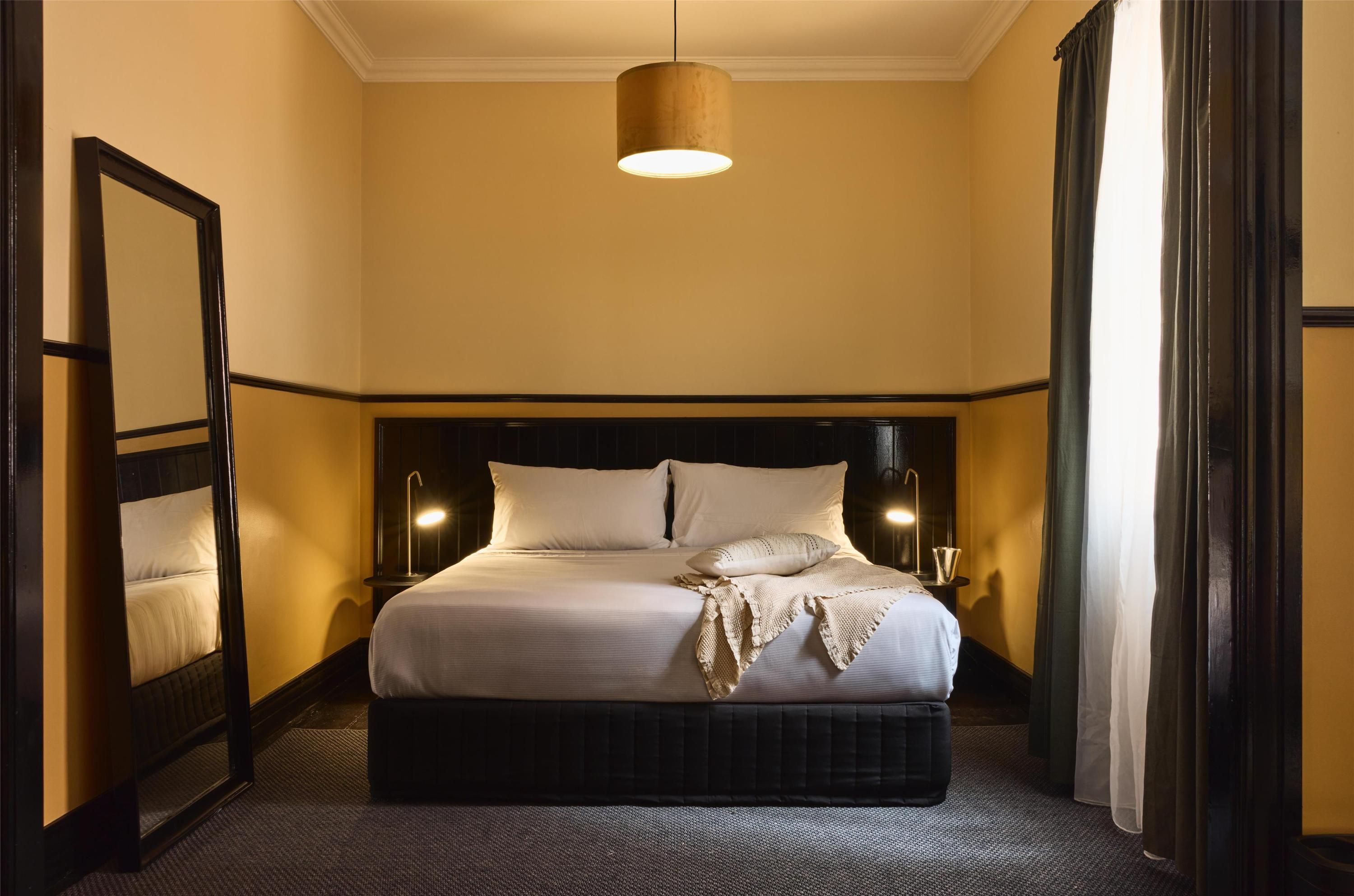 هوتل ديبلومات سيدني