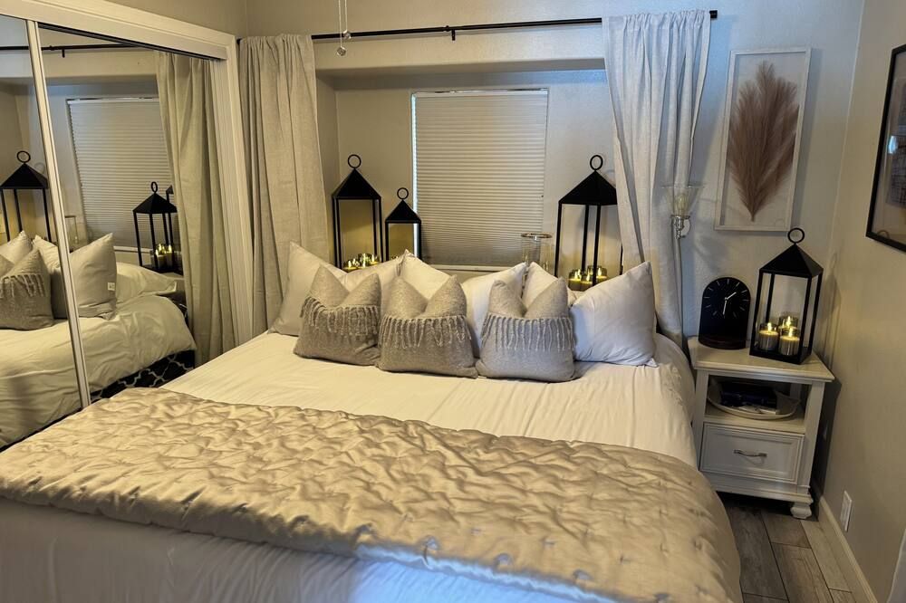 Private Spa On Water, King Bed, private steps to water - Lake Havasu City - Chambre