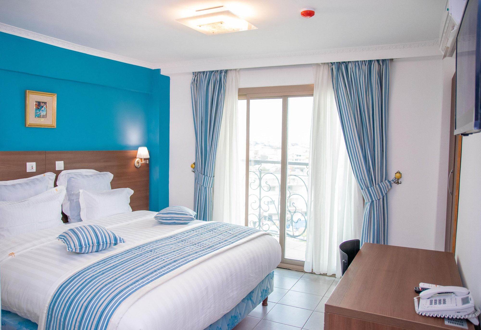 Faya Hotel - Duala - Sypialnia