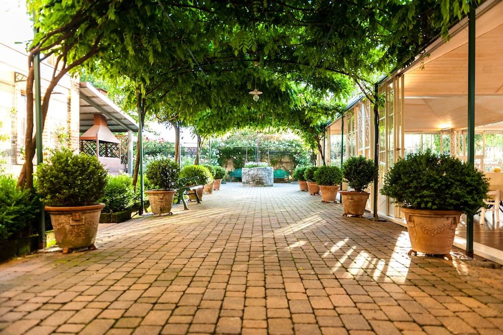 Hotel Il Campanile - Cherasco - Venkovní prostory