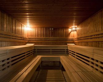 Hotel Marina Port - Balatonkenese - Spa
