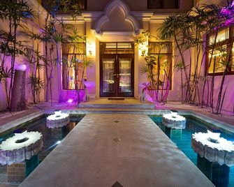 Luxurious Pool Villa Pattaya City - Sattahip - Basen