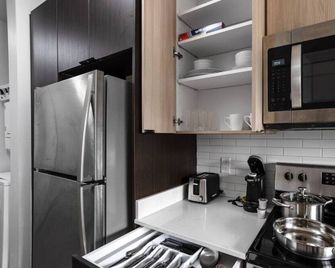 5 Star Luxury Condominium | Pool+Gym+Epresso+More - Indianápolis - Cocina