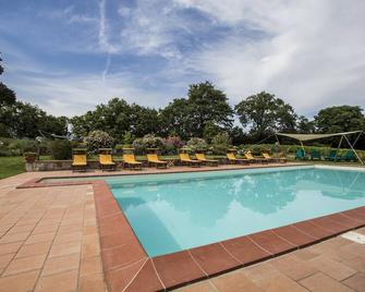 Agriturismo Castelrotto Charme & Comfort - Il Roggio - San Casciano Dei Bagni - Piscina