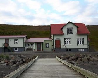 Sunnuberg Guesthouse - Hofsós - Edificio