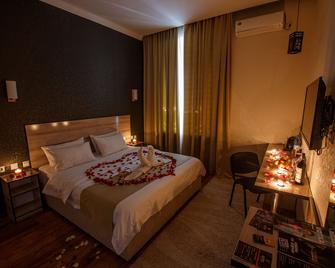 Level - Osh - Quarto