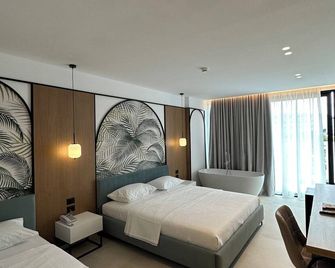 Colosseum Hotel - Ksamil - Sypialnia