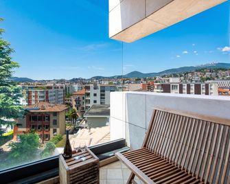 Panoramic Penthouse - Happy Rentals - Lugano - Balkon
