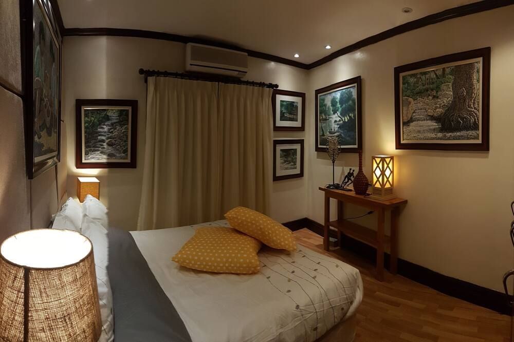 Stay at Amare 5BR Home Pacific Grand Mactan - Lapu-Lapu City - Bedroom