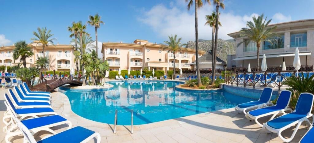 مار هوتلز بلايا مار آند سبا - Port de Pollença - حوض السباحة