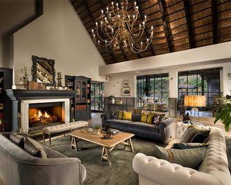 Anantara Stanley Livingstone Victoria Falls Hotel - Victoria Falls - Bar
