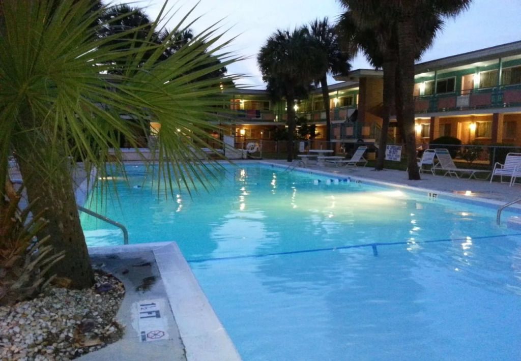 Sunrise Sunfun Motel - Myrtle Beach - Piscina