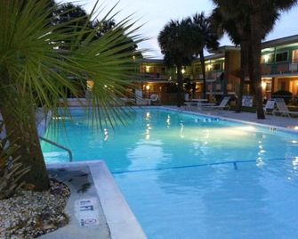 Sunrise Sunfun Motel - Myrtle Beach - Piscina
