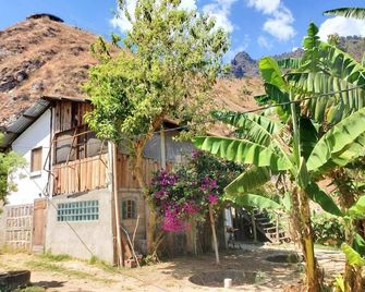 The Hub - San Juan La Laguna - Edificio