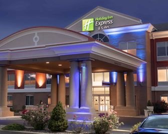 Holiday Inn Express & Suites Binghamton University-Vestal By IHG - Vestal - Edificio