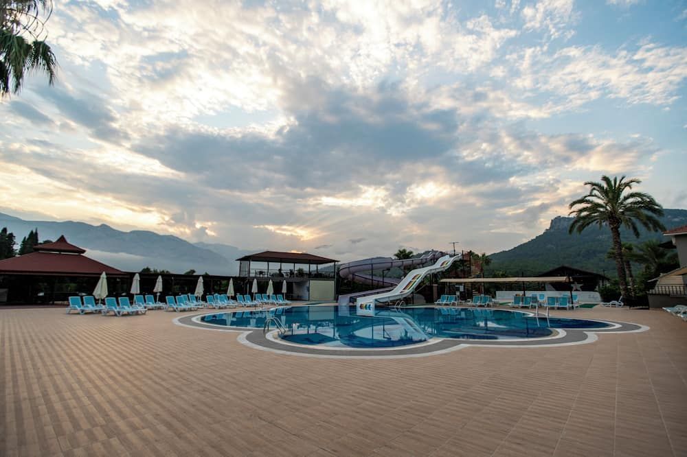 Miramor Garden Resort - קמר - בריכה