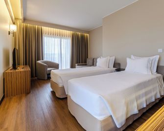 Nova Cruz Hotel - Santa Maria da Feira