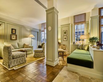 Hotel Maison Monceau - París - Lobby