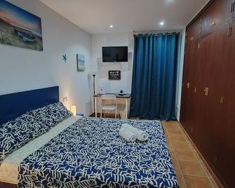 B&B Las Salinas Mallorca Private Rooms - Ses Salines - Bedroom