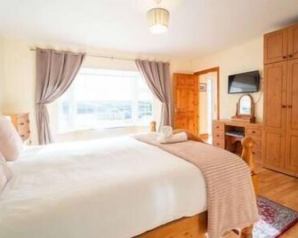 Cluain Dara House - Dingle - Schlafzimmer