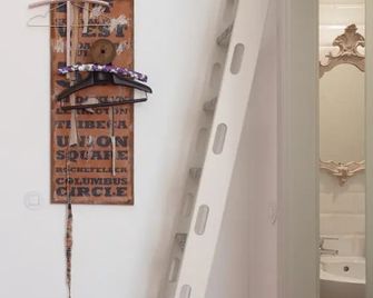 República Guest House - קוימברה - מדרגות