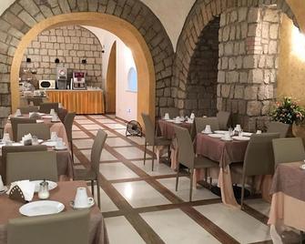 Hotel La Pace - נאפולי - מסעדה