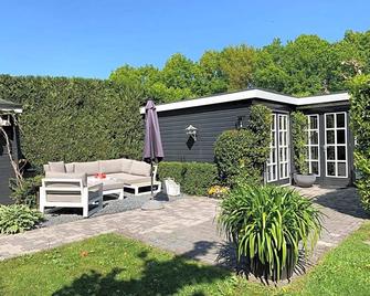 Place To Be - Naarden