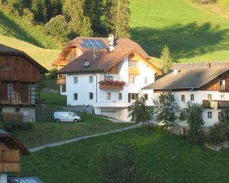Agriturismo Tolpei - La Valle/Wengen - Edificio