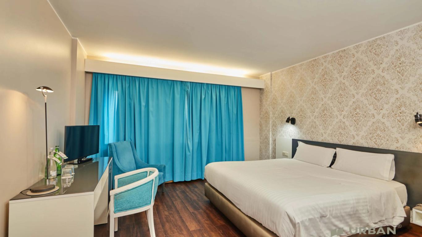 Urban Hotel Amadeos