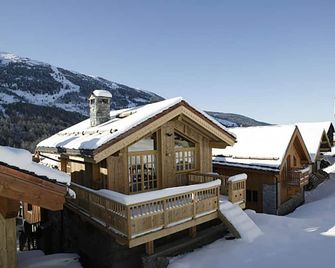 Wonderful cottage with services in the center of Méribel. (2 min from the slopes) - Les Allues - Bâtiment