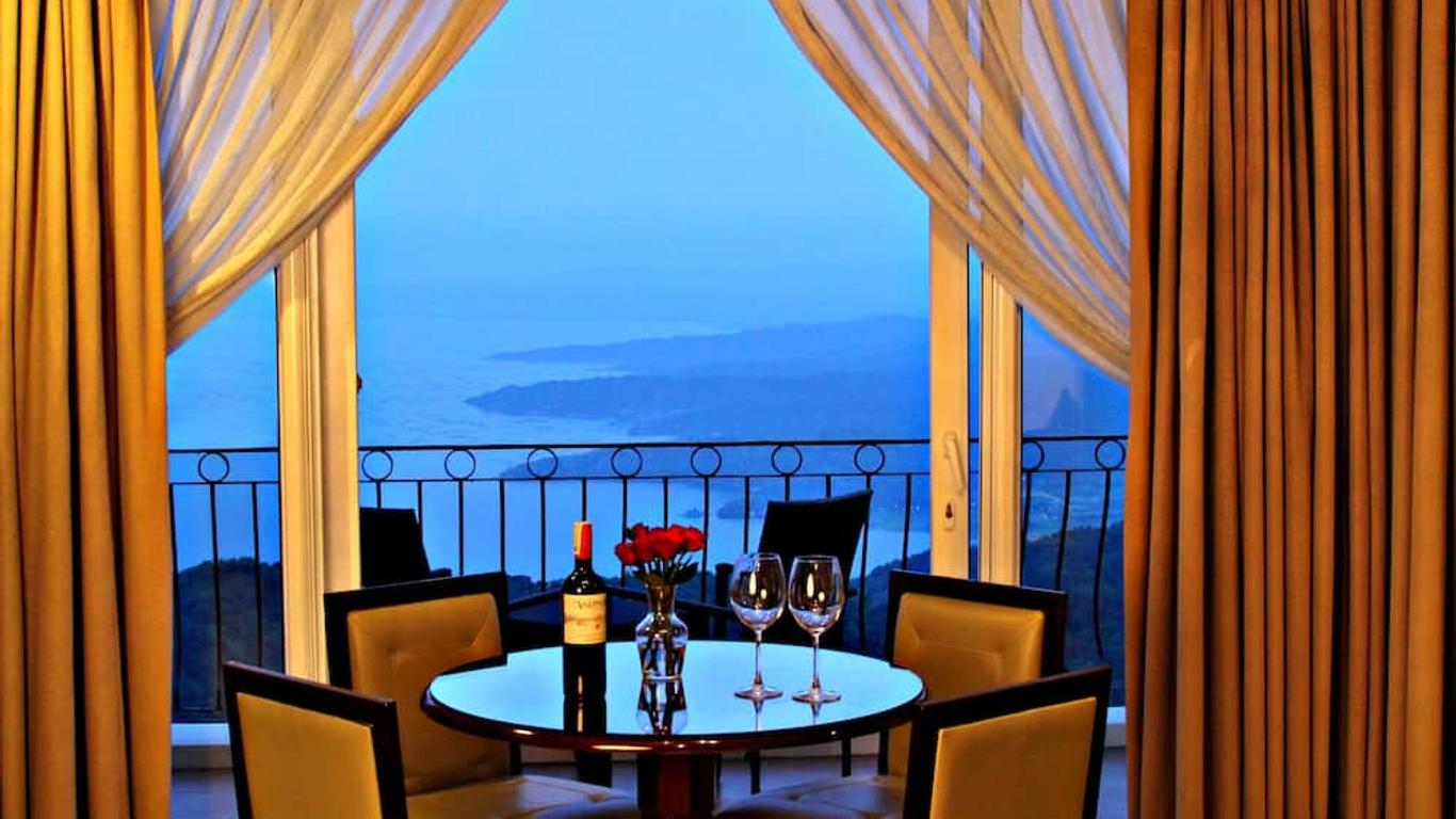 The Lake Hotel Tagaytay